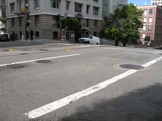 Incline of California St at Stockton St